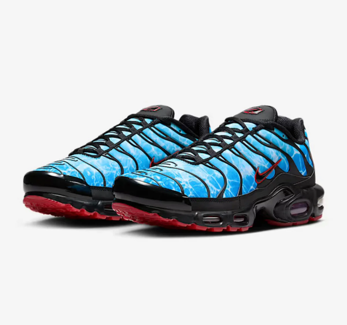 NIKE AIR MAX PLUS SHARK ATTACK